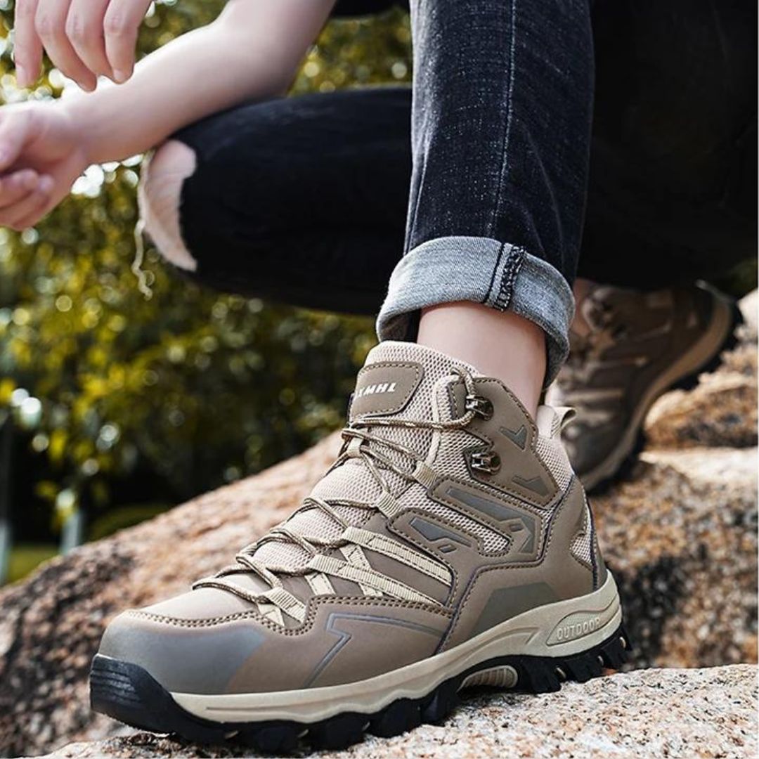 Waterproof hiking boots - Cade