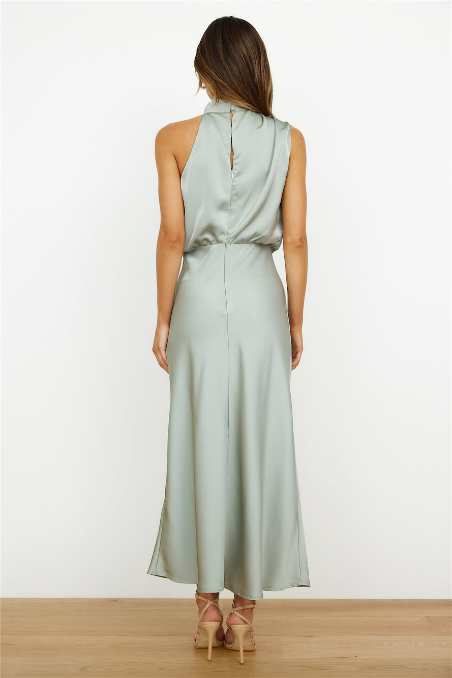 Elegant midi dress with round neckline - Claire