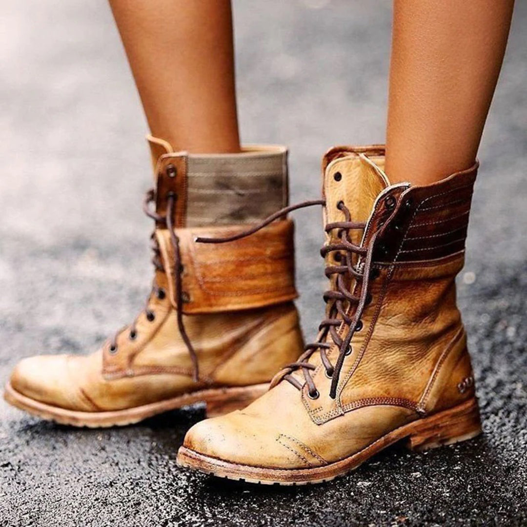 Stylish leather boots - Sophia