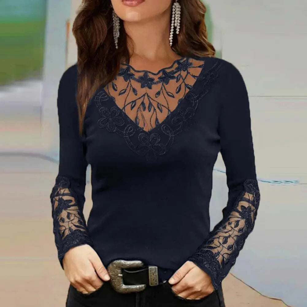 V-neck Lace shirt - Julia