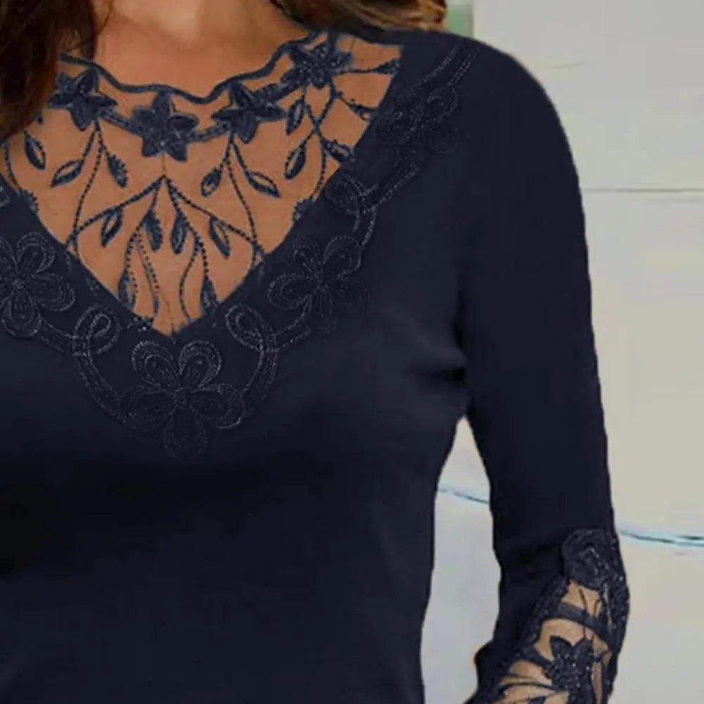 V-neck Lace shirt - Julia