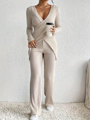 Elegant knitted polyester pantsuit - Madeline