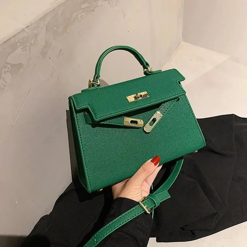 Premium-Quality-Women-s-Handbag-2024-Spring-summer-New-Style-Trendy-Kara-Bag-Fashionable-Simple-Versatile_e3eecc6d-8884-4190-a0e3-082ed7cbcbb8.webp