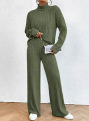 Knitted trousers and turtleneck top set - Daisy