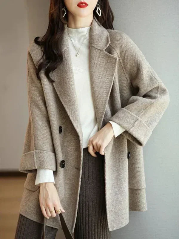 Elegant short coat for women - Catherine