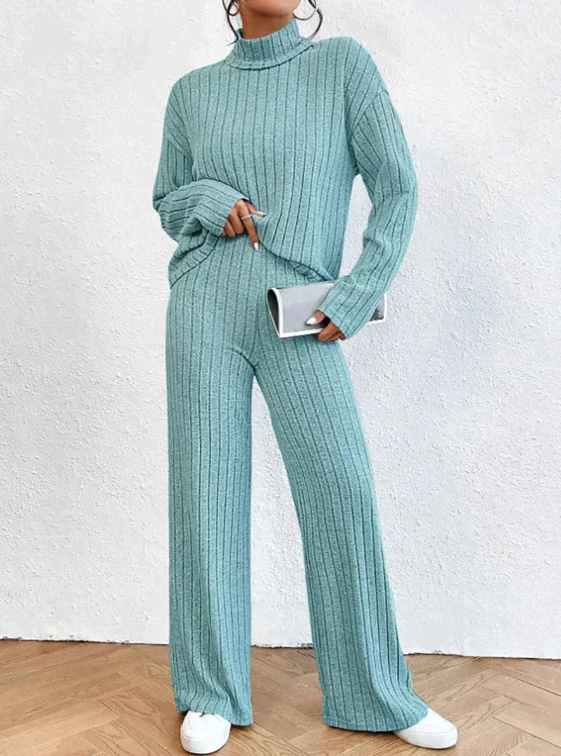 Knitted trousers and turtleneck top set - Daisy