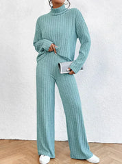 Knitted trousers and turtleneck top set - Daisy