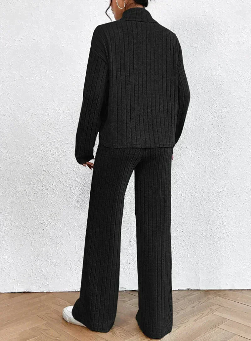 Knitted trousers and turtleneck top set - Daisy