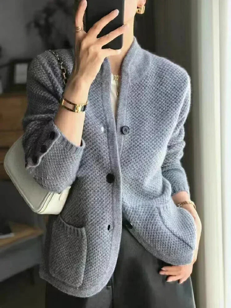 Stylish and warm cardigan - Thalia