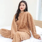 Elegant and warm pyjama set - Myla