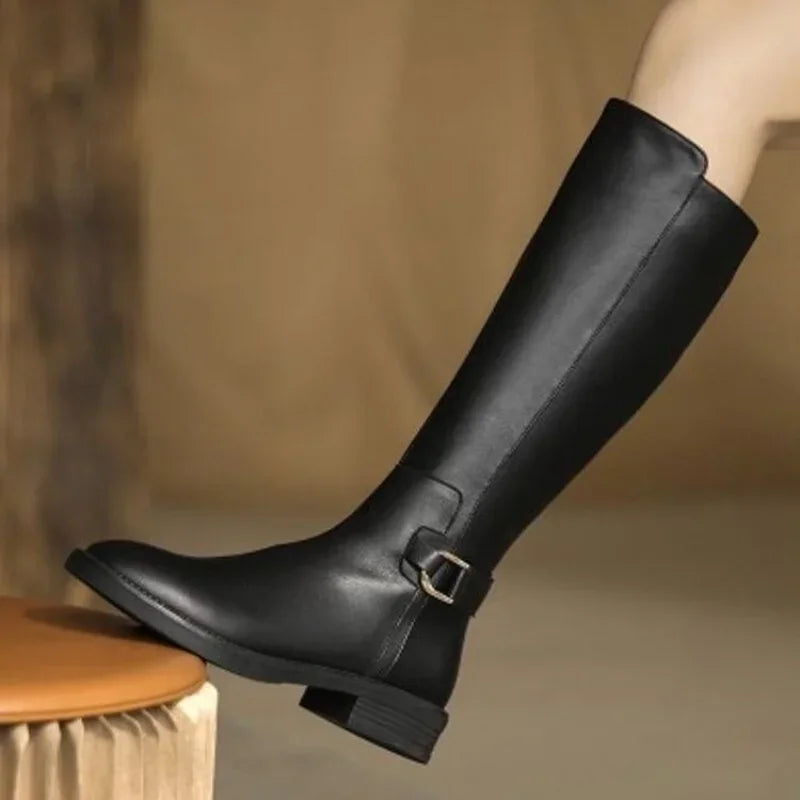 Elegant high riding boots - Kaylee