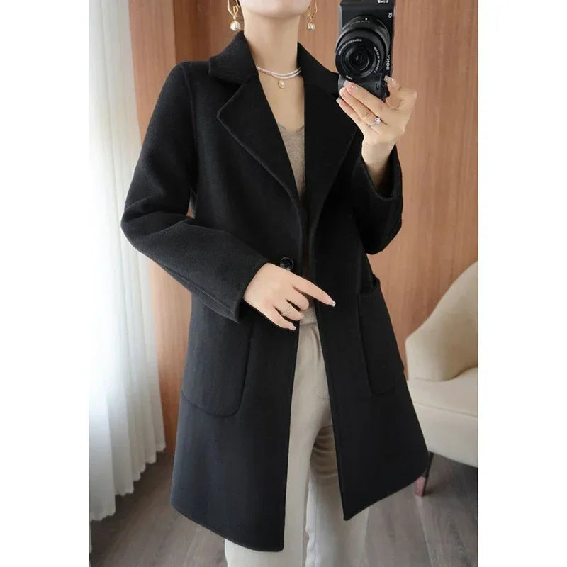 Wool coat with wide collar - Kayla