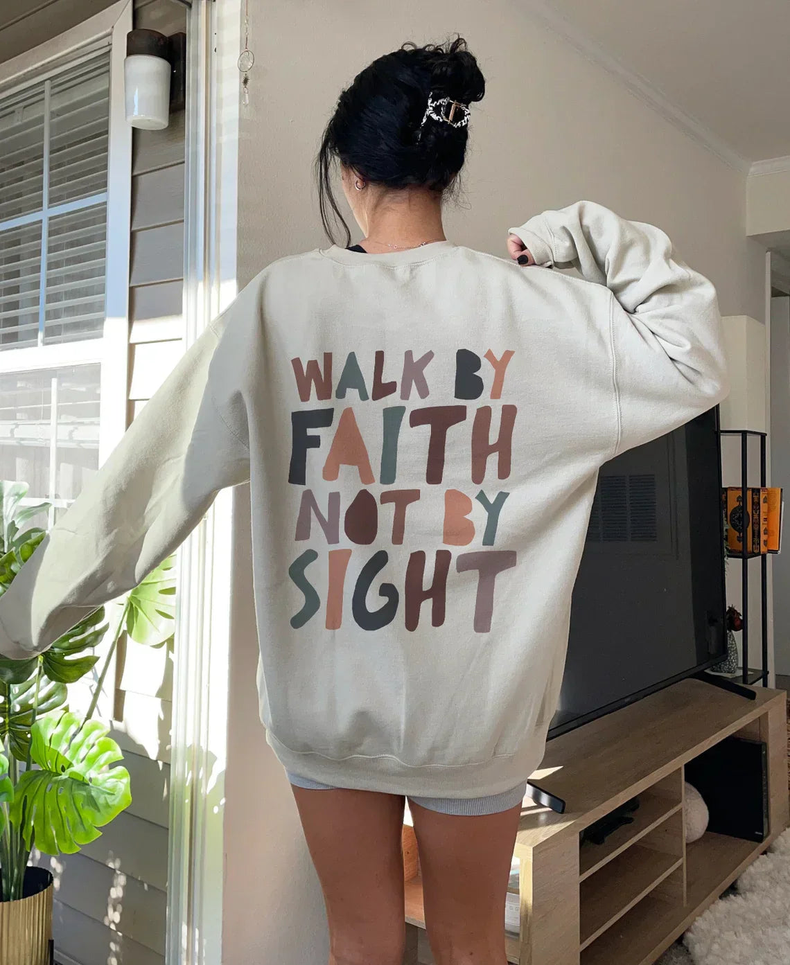 Trendy hoodie with Faith print - Lyric