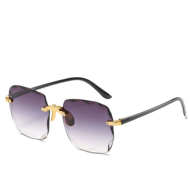 Fashionable sunglasses for women - Hallie