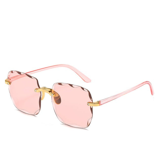 Fashionable sunglasses for women - Hallie